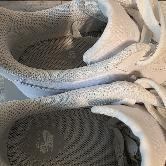 Nike Women's Air Force 1 White On White Sneakers - Picture 3 of 10